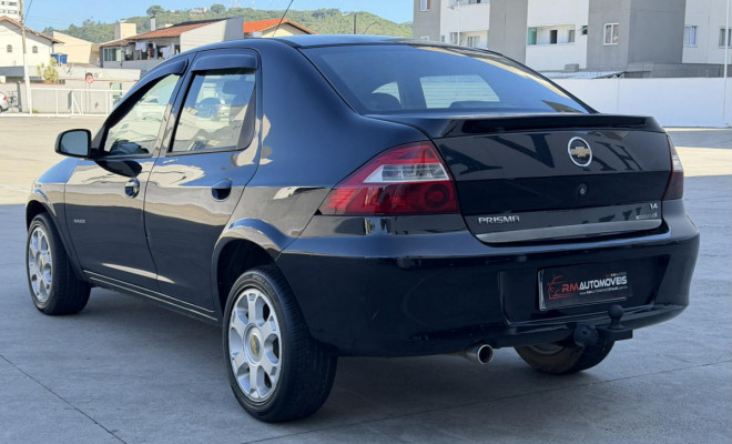 GM - Chevrolet PRISMA  Sed. Maxx/ LT 1.4 8V ECONOF. 4p 2011 Flex-4