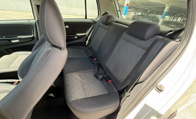 VW - VolksWagen Fox 1.6 Mi Total Flex 8V 5p 2014 Flex-7