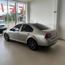 VW - VolksWagen Bora 2.0/ 2.0 Flex 8v Mec. 2009 Flex-2