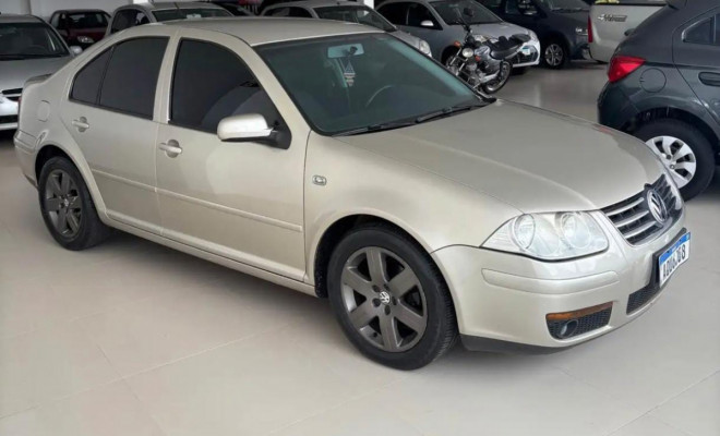 VW - VolksWagen Bora 2.0/ 2.0 Flex 8v Mec. 2009 Flex-0