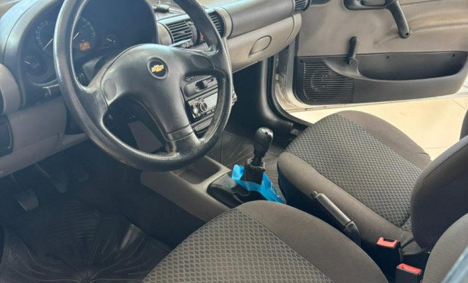 GM - Chevrolet Classic Life/LS 1.0 VHC FlexP. 4p 2012 Flex-4