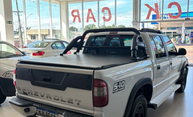 GM - Chevrolet S10 P-Up Advant. 2.4/2.4 MPFI F.Power CD 2011 Flex-1