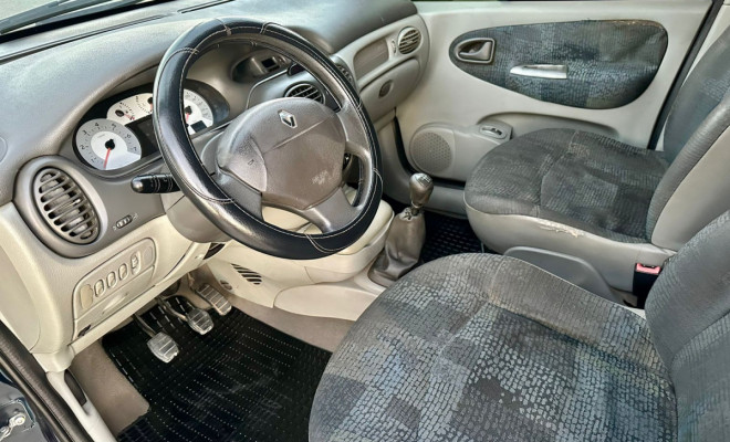 Renault Scénic Authentique Hi-Flex 1.6 - 2007-8