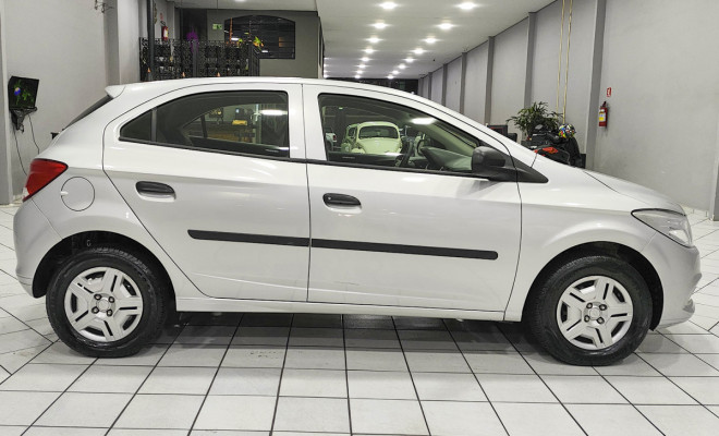 GM - Chevrolet ONIX HATCH LS 1.0 8V FlexPower 5p Mec. 2016 Flex-6