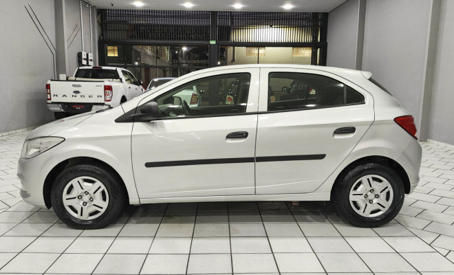 GM - Chevrolet ONIX HATCH LS 1.0 8V FlexPower 5p Mec. 2016 Flex-2