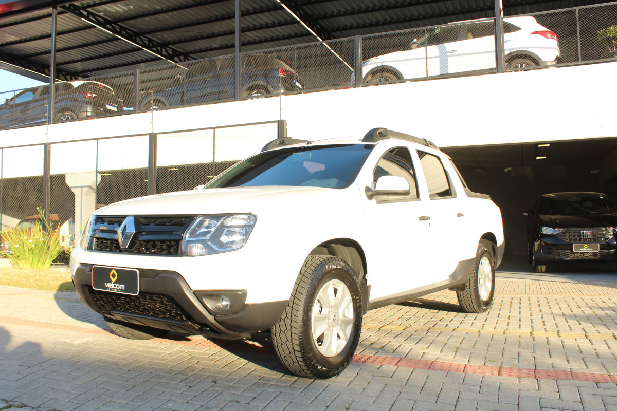 DUSTER OROCH Expression 1.6 Flex 16V Mec