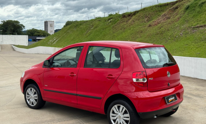 Fox Plus 1.6 2007 - Completo e com Baixa Quilometragem-11