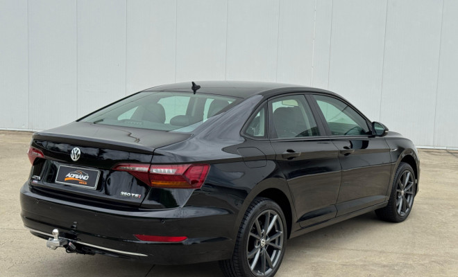 JETTA 250 TSI 2019 | A PERFORMANCE DO MOTOR TURBO COM SOFISTICAÇÃO-2