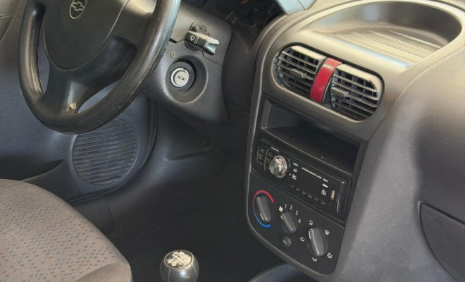 GM - Chevrolet MONTANA 1.4 8V Conquest ECONOFLEX  2p 2010 Flex-6