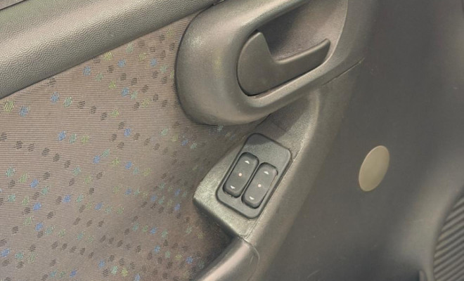 GM - Chevrolet MONTANA 1.4 8V Conquest ECONOFLEX  2p 2010 Flex-10