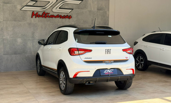 Fiat ARGO TREKKING 1.3 8V Flex 2024 Flex-4