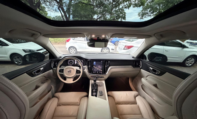 Volvo S60 T-5 INSCRIPTION 2.0 254cv 4p 2020 Gasolina-5