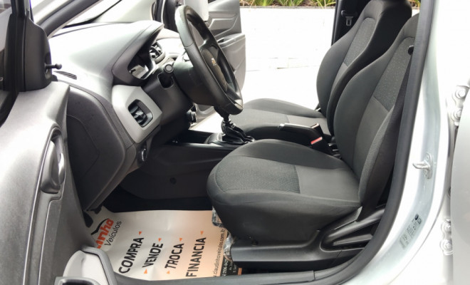 GM - Chevrolet ONIX HATCH Joy 1.0 8V Flex 5p Mec. 2018 Flex-10