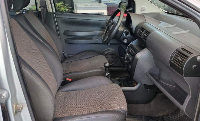 VW - VolksWagen Fox City 1.0 Mi/ 1.0Mi Total Flex 8V 5p 2006 Flex-7