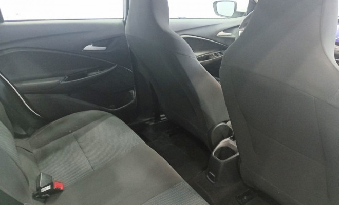 GM - Chevrolet ONIX SEDAN Plus LT 1.0 12V Flex 4p Mec. 2024 Flex-9