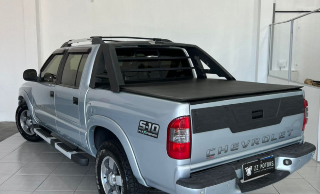 GM - S10 Executive CD 2.4 MPFI Flex 4x2  2011-6