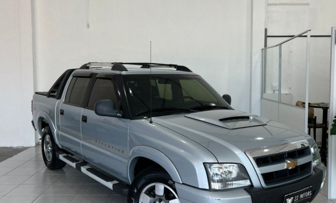 GM - S10 Executive CD 2.4 MPFI Flex 4x2  2011-0