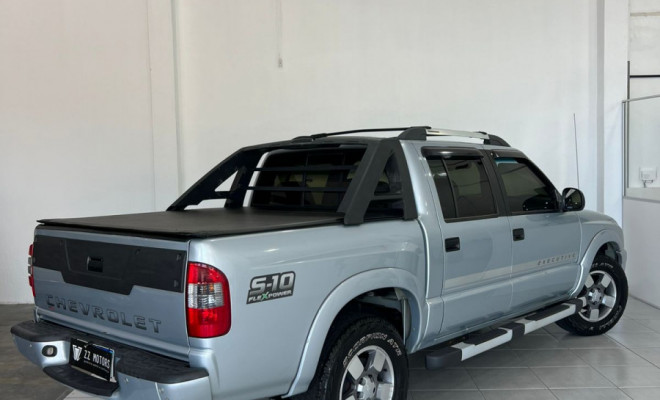 GM - S10 Executive CD 2.4 MPFI Flex 4x2  2011-5