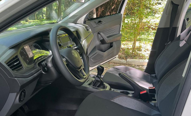 VW - VolksWagen Polo Track 1.0 Flex 12V 5p 2024 Flex-11