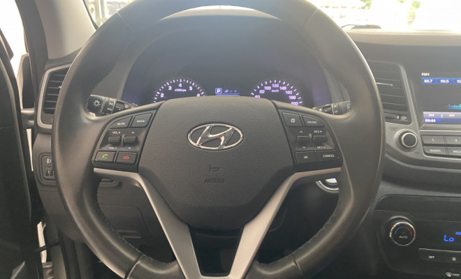 Tucson GLS 1.6 Turbo Aut 2018 Gasolina-12