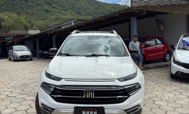 Fiat Toro Volcano 2.0 16V 4x4 TB Diesel Aut. 2022 Diesel-0