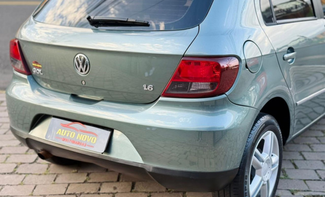VW - VolksWagen Gol (novo) 1.6 Power/Highi T.Flex 8v 4P 2011 Flex-5