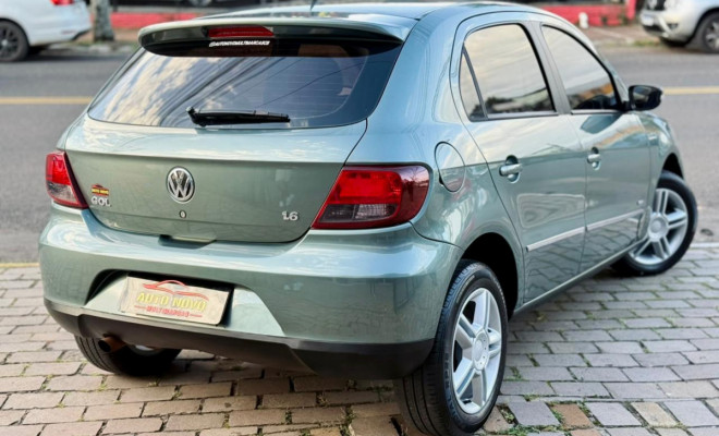 VW - VolksWagen Gol (novo) 1.6 Power/Highi T.Flex 8v 4P 2011 Flex-4