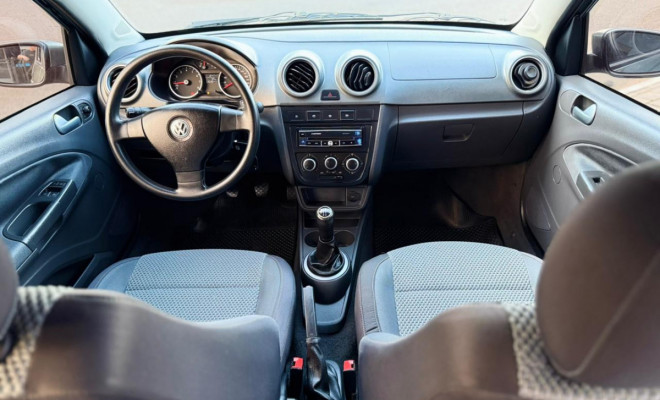 VW - VolksWagen Gol (novo) 1.6 Power/Highi T.Flex 8v 4P 2011 Flex-9