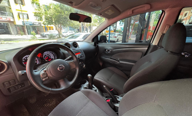 Nissan VERSA SL 1.6 16V Flex Fuel 4p Mec. 2016 Flex-6