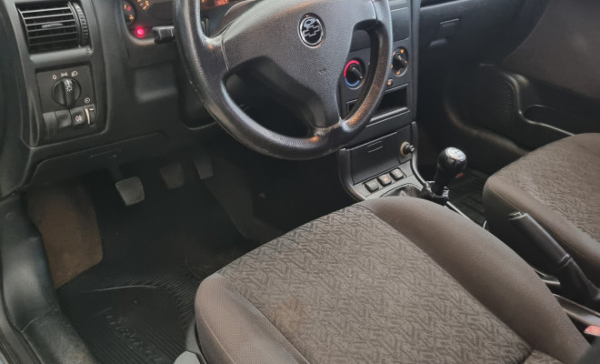 GM - Chevrolet Astra Sed. Advant. 2.0 8V MPFI FlexP. 4p 2008 Flex-3