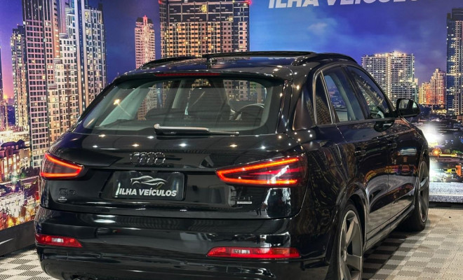 Audi Q3 2.0 TFSI Quat. 211/220cv S-tronic 5p 2013 Gasolina-12