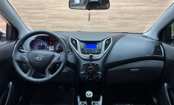 Hyundai HB20S Premium 1.6 Flex 16V Mec. 4p 2015 Flex-5