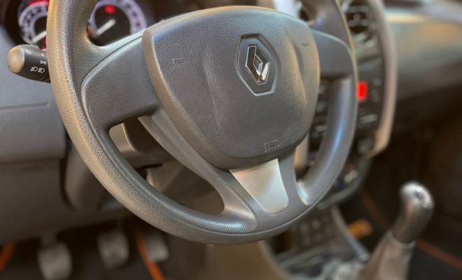 Renault DUSTER OROCH Expression 1.6 Mec 2020 Flex ÓTIMO ESPAÇO-7