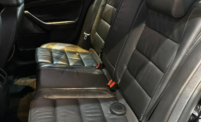 VW - VolksWagen JETTA Variant 2.5 20V 170cv Tiptronic 2011 Gasolina-11