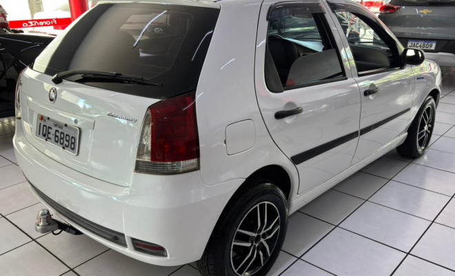 Fiat Palio 1.0 Cel. ECON./ITALIA F.Flex 8V 4p 2010 Flex-2