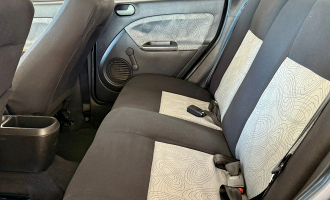 Ford Fiesta Sed. 1.6 8V Flex 4p 2010 Flex-7