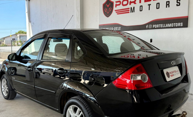 Ford Fiesta Sed. 1.6 8V Flex 4p 2010 Flex-2