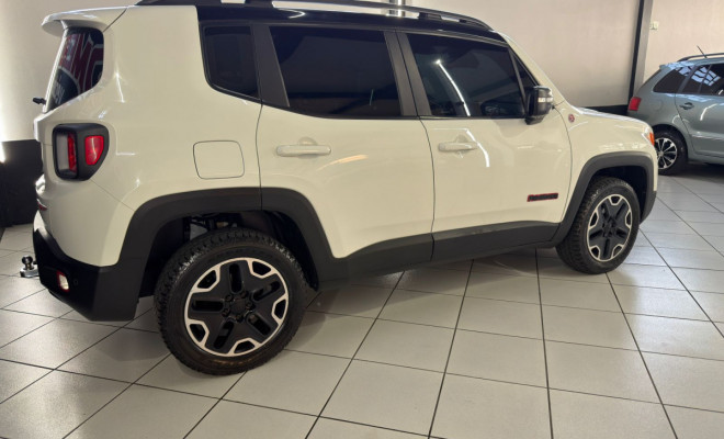 Jeep Renegade Trailhawk 2.0 4x4 TB Diesel Aut 2016 Diesel-3