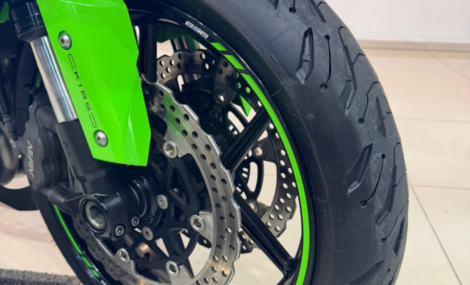 KAWASAKI NINJA ZX-6R 636cc 2021 Gasolina-1