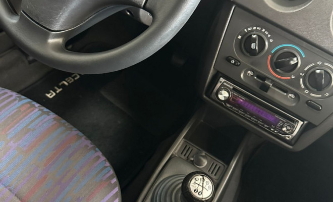 GM - Chevrolet Celta Spirit 1.0 MPFI VHC 8V 5p 2005 Flex-6