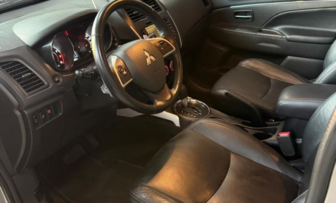 Mitsubishi ASX 2.0-4