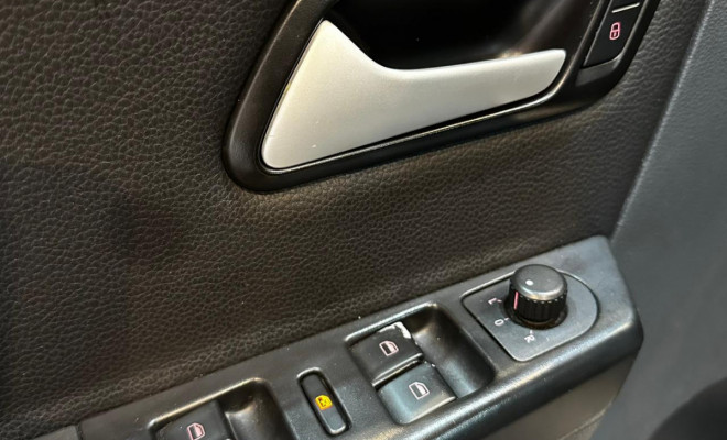 VW - VolksWagen Fox Rock in Rio 1.6 Mi Total Flex 8V 5p 2016 Flex-9