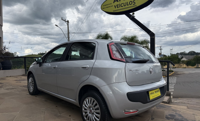 Fiat Punto ATTRACTIVE 1.4 Fire Flex 8V 5p 2013 Flex-2