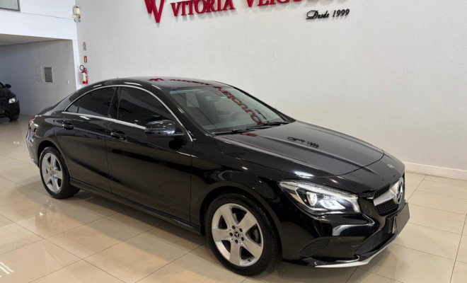Mercedes-Benz CLA-180 1.6 16V 122cv Aut. 2019 Gasolina