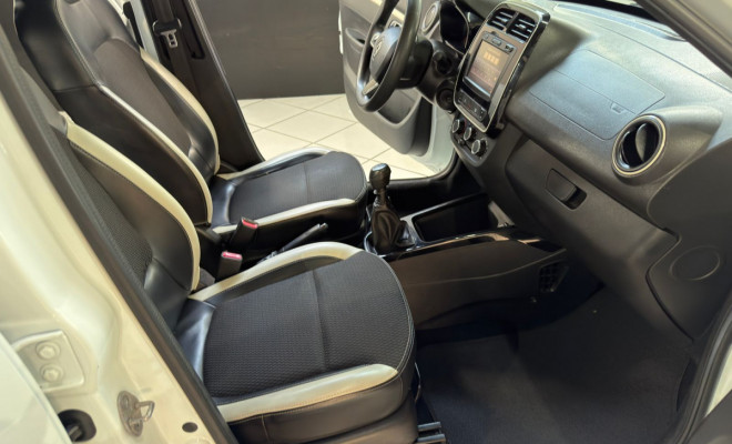 Renault KWID Intense 1.0 Flex 12V 5p Mec. 2019 Flex-8