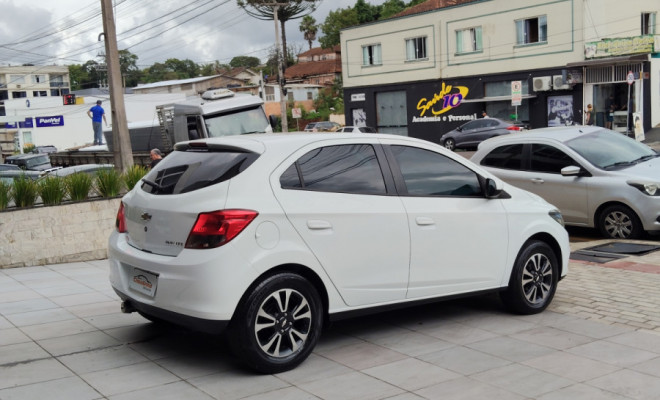 GM - Chevrolet ONIX HATCH LTZ 1.4 8V FlexPower 5p Aut. 2014 Flex-1