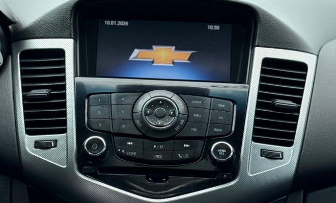 GM - Chevrolet CRUZE LTZ 1.8 16V FlexPower 4p Aut. 2012 Flex-10