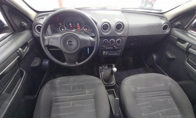 GM - Chevrolet PRISMA  Sed. Maxx/ LT 1.4 8V ECONOF. 4p 2011 Flex-7