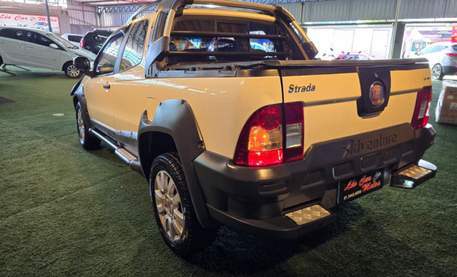 Fiat Strada Adv. M. March. 1.8 Flex 16V CD 2013 Flex-6