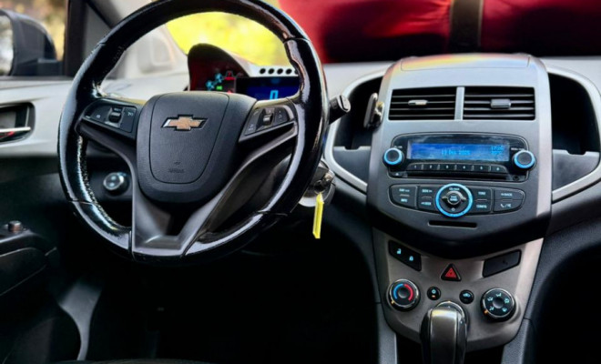 GM - Chevrolet SONIC HB LTZ 1.6 16V FlexPower 5p Aut. 2012 Flex-10